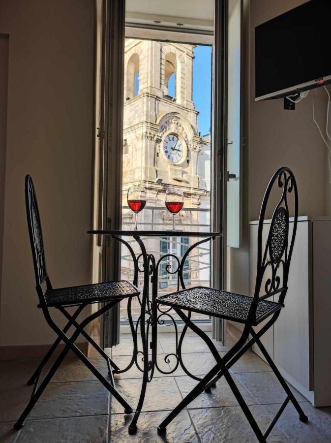 Il Plebiscito Luxury Loft Fronte Basilica Appartement Martina Franca Buitenkant foto